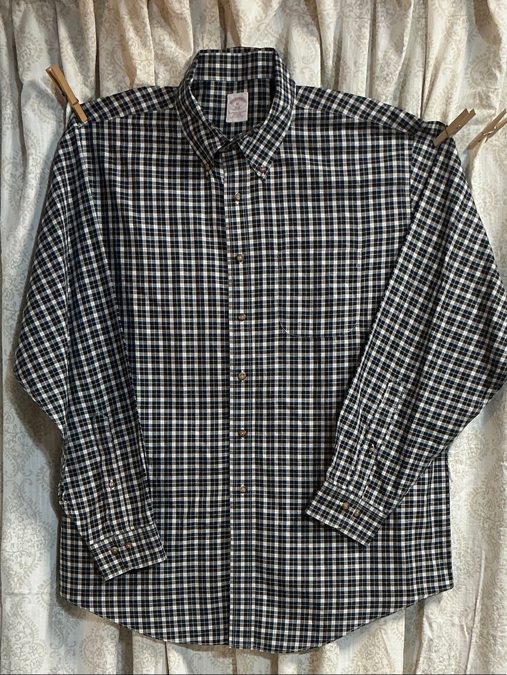 Brooks Brothers Men's Black and White Check Long-Sleeve Button-Down Shirt